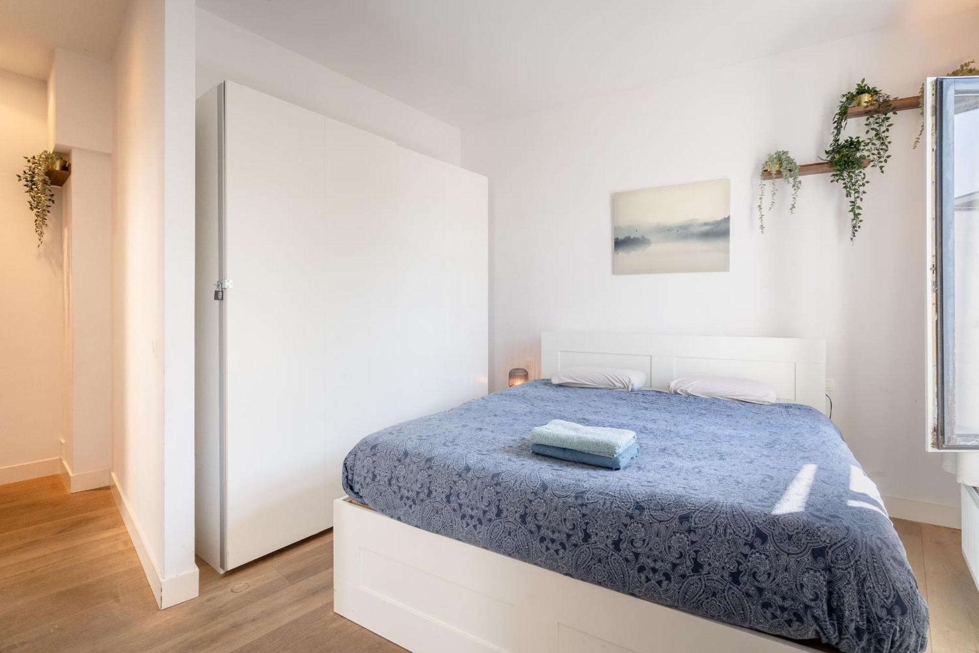 Beautiful Modern Apartment In The Heart Of Anversa Esterno foto